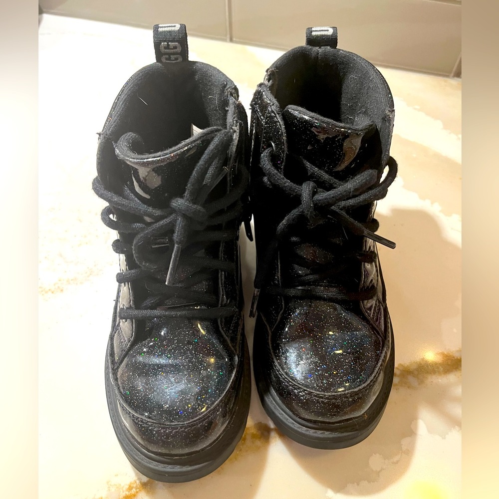 Ugg Unisex Robley Glitter Boots